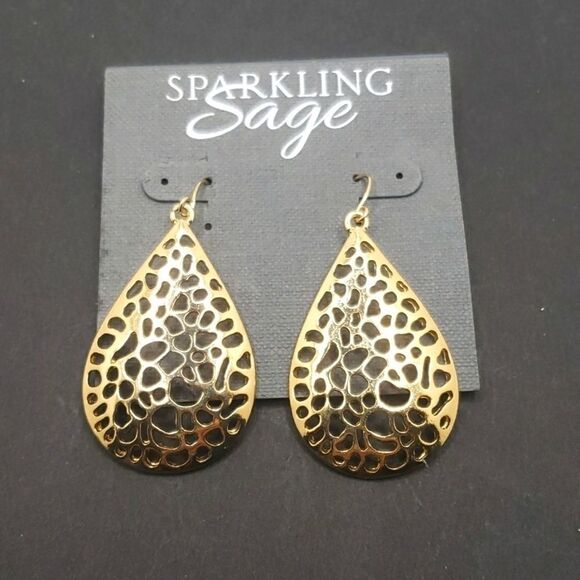 GOLD tear drop earings - Picture 1 of 4